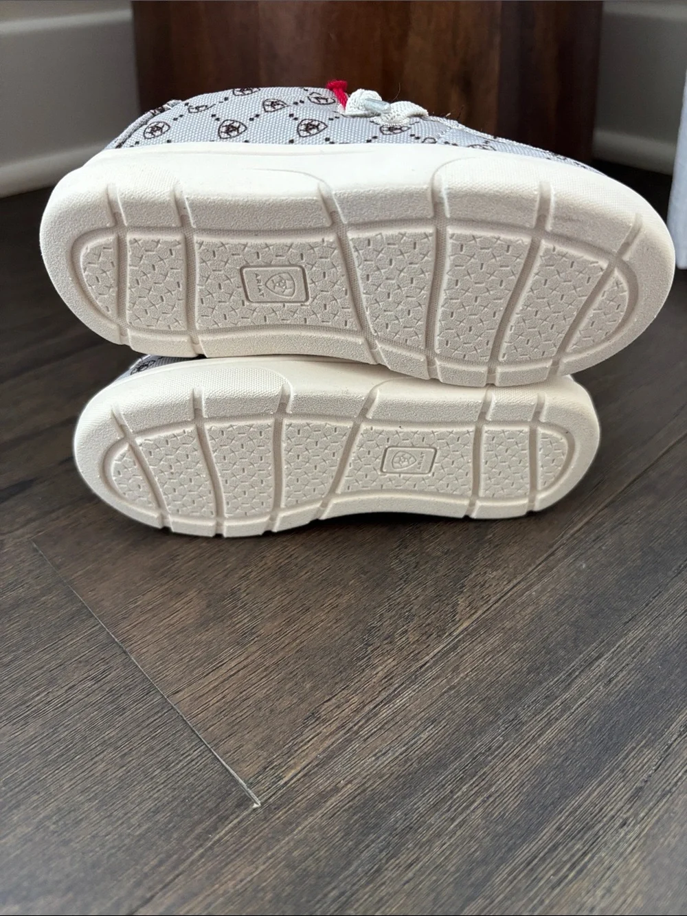 Ariat Lil Stompers Ariat Logo ,FLX Foam sole,fabric upper,mesh lined,slip on